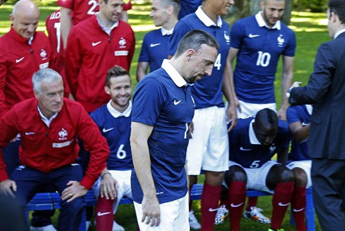 Franck-Ribery-140606-Leaving-G-800